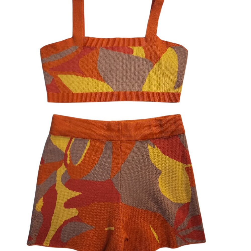 Knit Top and Shorts Set Size Small Orange Yellow Purple Pattern Crop Top
